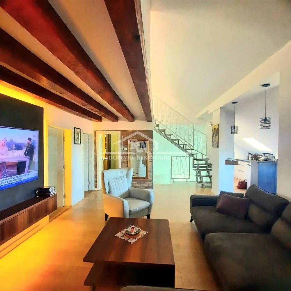 Prodaja, četvorosoban stan, 102m², Čukarica, Beograd
