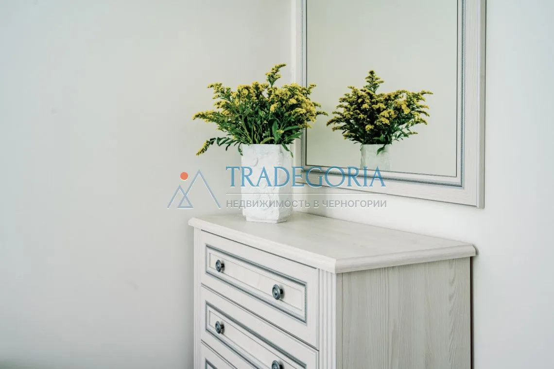 Prodaja, dvosoban stan, 85m², Radovići, Tivat