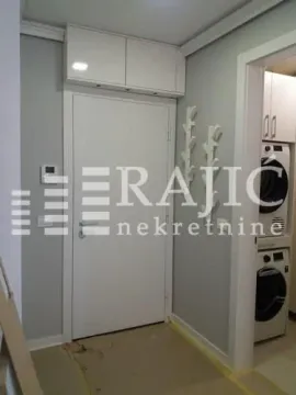 Rent, two bedroom apartment, 66m², Stari Grad, Beograd - image 12