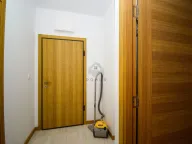 Izdavanje, jednosoban stan, 47m², New City, Podgorica - image 11