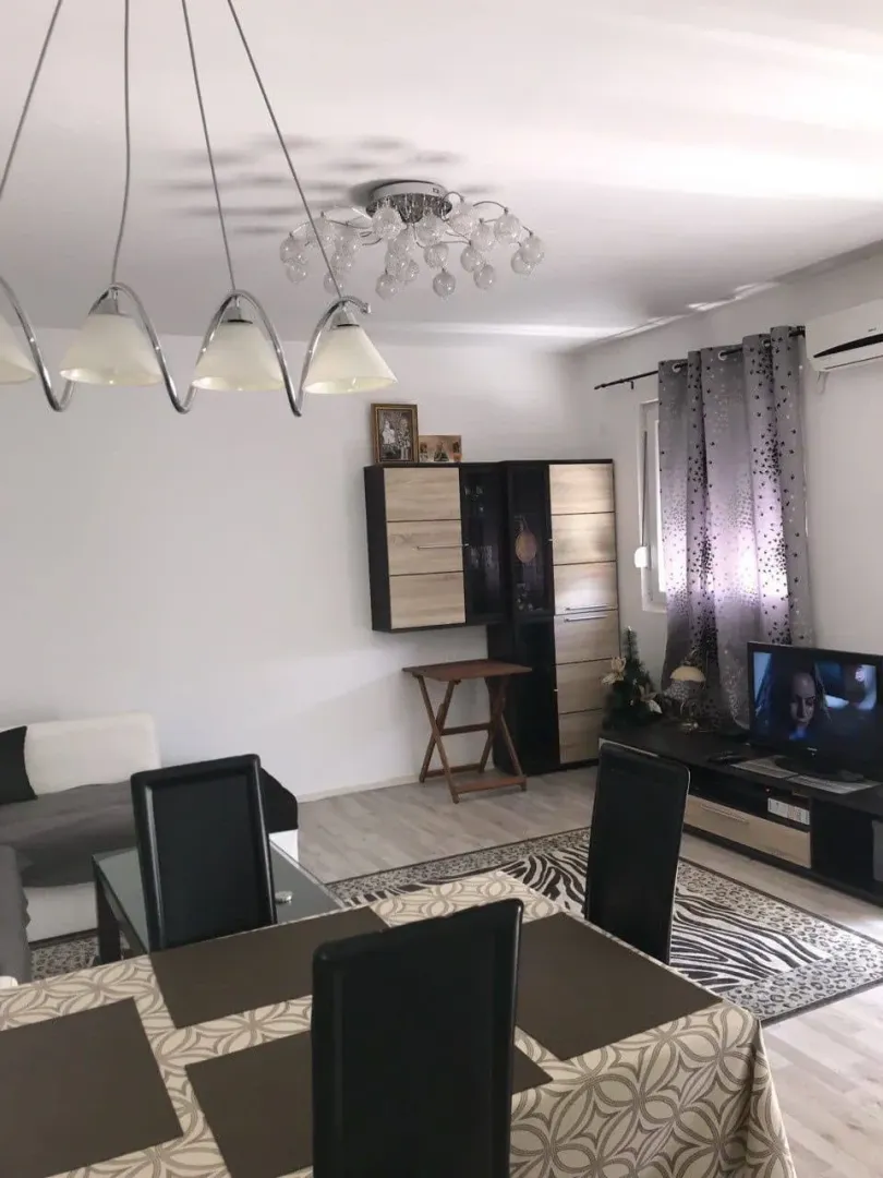 Rent, one bedroom apartment, 43m², Podmaine, Budva