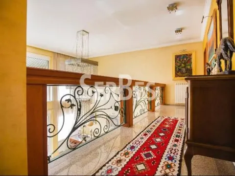 Prodaja, kuća, 300m², Betanija, Novi Sad Sve Podlokacije - image 11