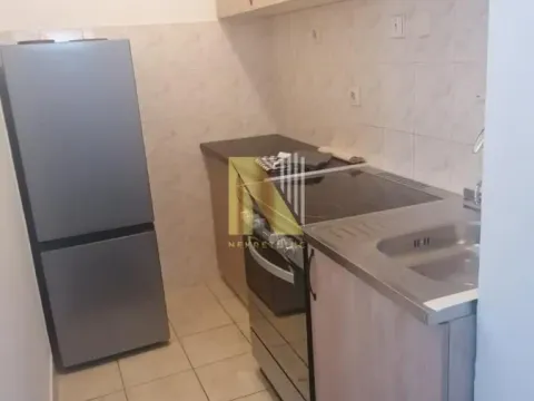 Izdavanje, dvosoban stan, 41m², Bulevar Oslobodjenja, Novi Sad Sve Podlokacije - image 3