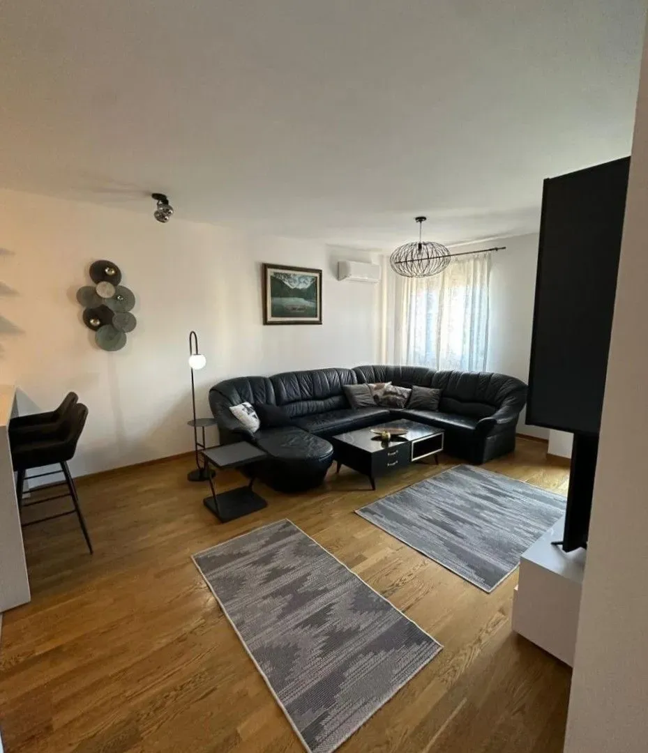 Rent, two bedroom apartment, 64m², City Kvart, Podgorica