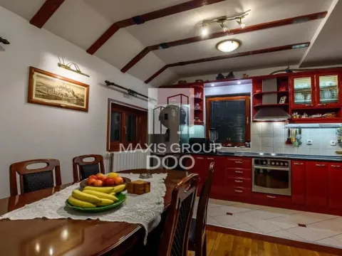 Prodaja, četvorosoban stan, 131m², Gundulićev Venac, Beograd - image 5