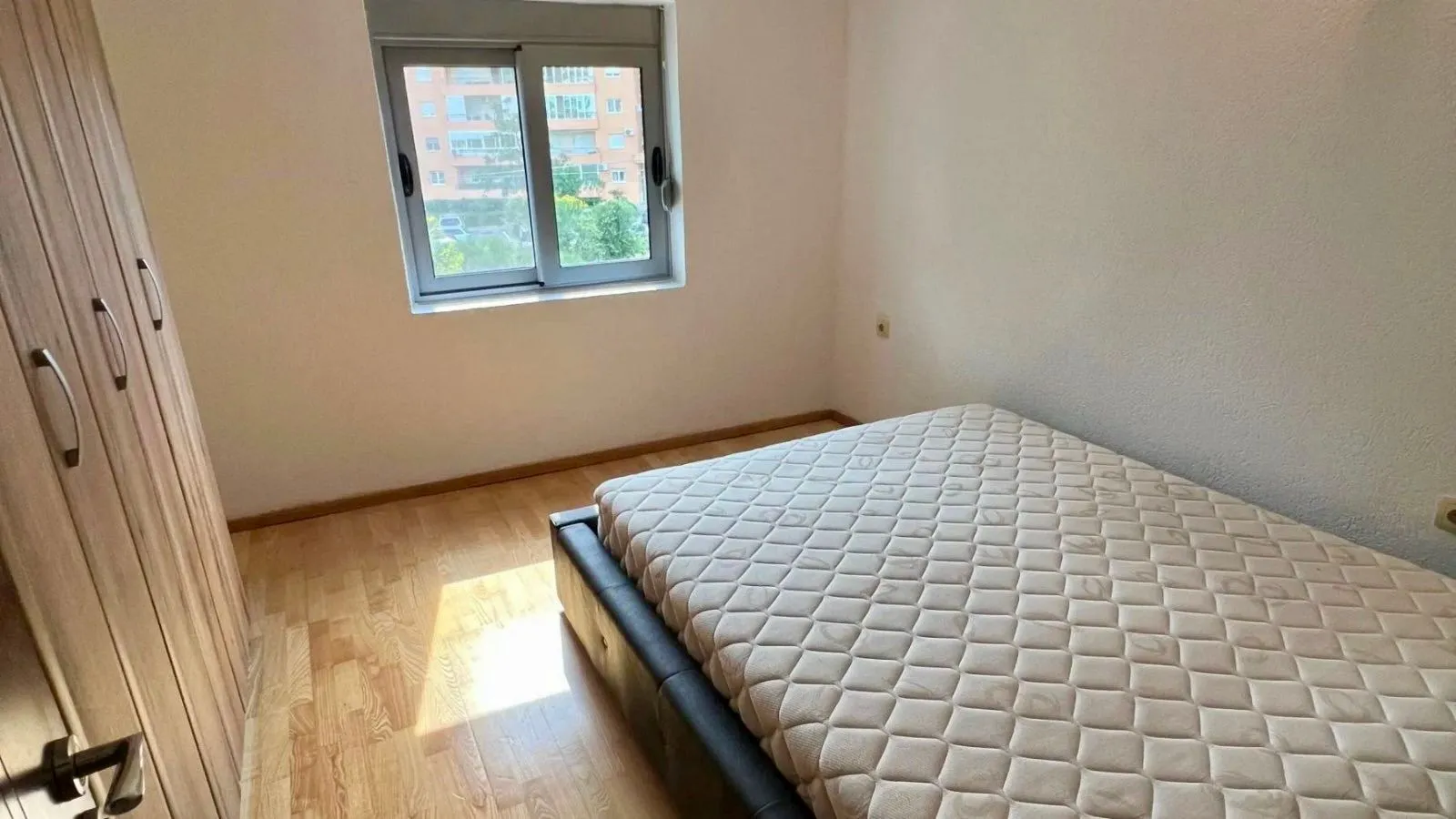 Rent, two bedroom apartment, 75m², Centar, Bar