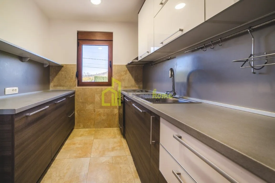 Rent, house, 170m², Dajbabe, Podgorica