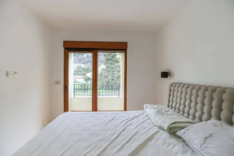 Sale, one bedroom apartment, 65m², Podmaine, Budva - image 11