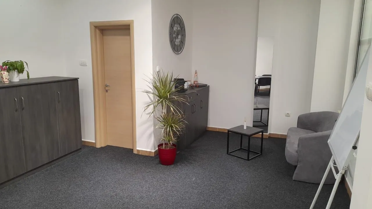 Rent, office space, 35m², Centar, Podgorica