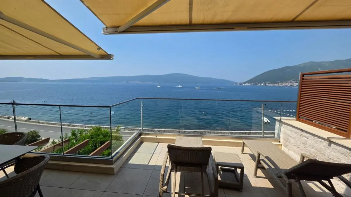 Izdavanje, dvosoban stan, 97m², Donja Lastva, Tivat
