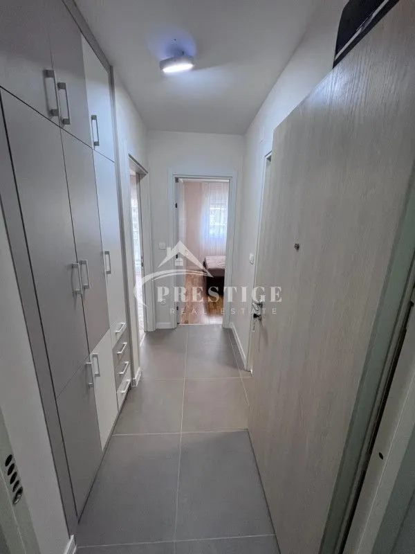 Rent, one bedroom apartment, 42m², Pobrežje, Podgorica