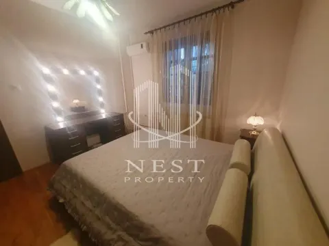 Izdavanje, kuća, 300m², Dedinje Sve Podlokacije, Beograd - image 2