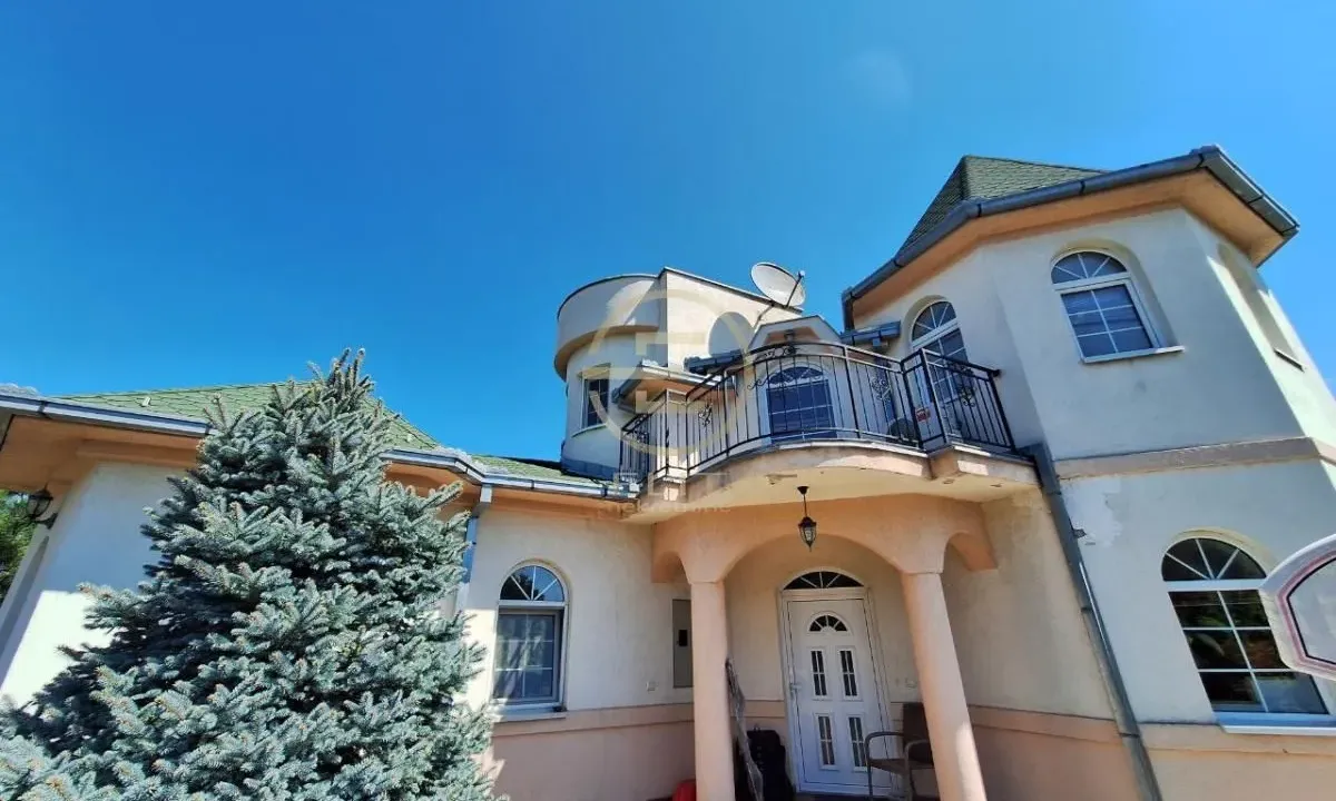 Prodaja, kuća, 338m², Tatarsko brdo, Petrovaradin