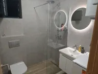 Izdavanje, dvosoban stan, 61m², Bečići, Budva - image 7