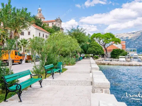 Prodaja, dvosoban stan, 83m², Prčanj, Kotor - image 36