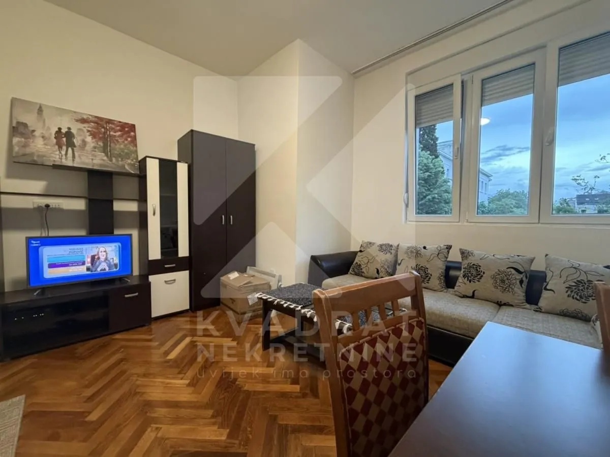 Rent, studio apartment, 27m², Centar, Podgorica