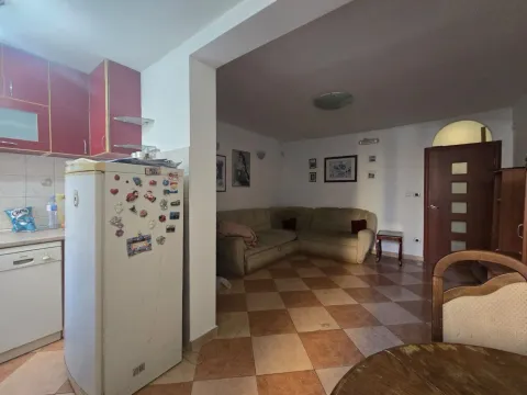 Prodaja, jednosoban stan, 30m², Škaljari, Kotor - image 4