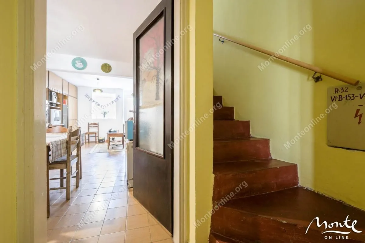 Sale, house, 91m², Stari Grad, Budva