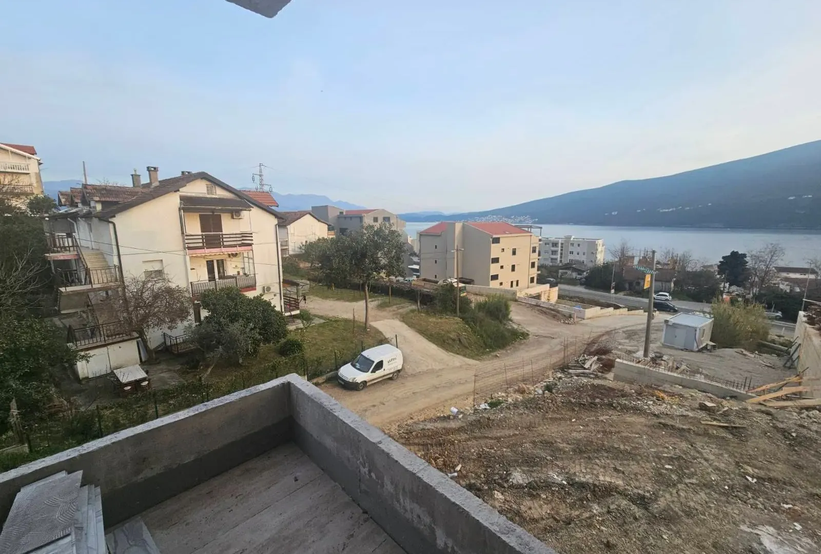 Prodaja, dvosoban stan, 54m², Đenovići, Herceg Novi