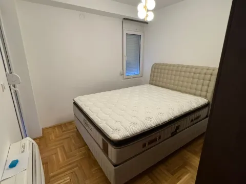 Rent, three bedroom apartment, 92m², 1 maj, Podgorica - image 17
