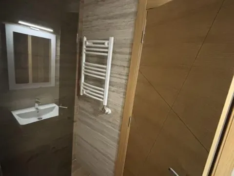 Izdavanje, garsonjera, 28m², Sajmište, Novi Sad - image 11