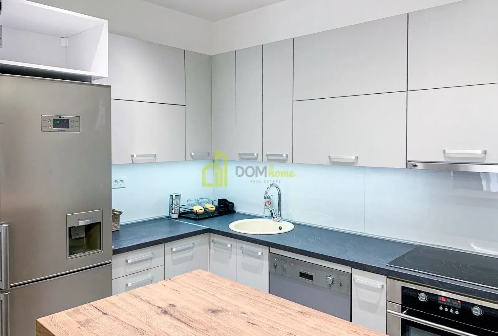 Rent, two bedroom apartment, 77m², Master Kvart, Podgorica