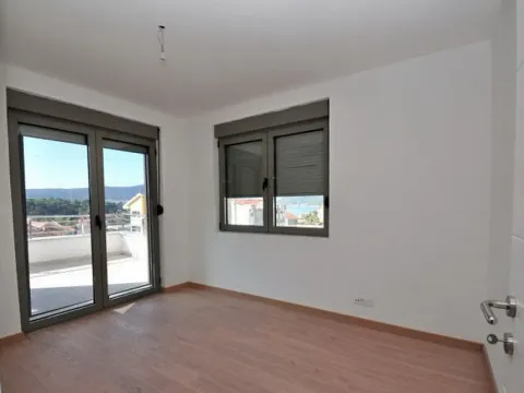 Prodaja, stan, 44m², Tivat, Crna Gora - image 19