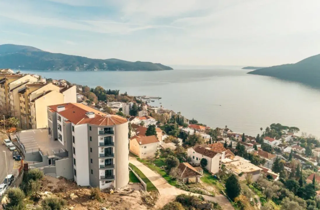 Sale, three bedroom apartment, 121m², Topla, Herceg Novi