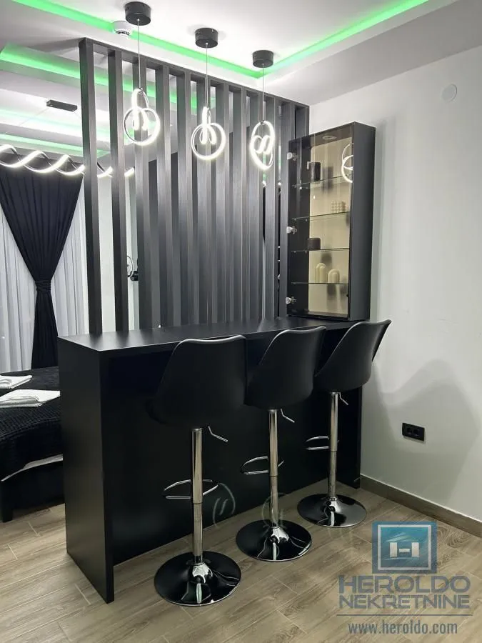 Prodaja, jednosoban stan, 30m², Kraljevi Čardaci, Kopaonik