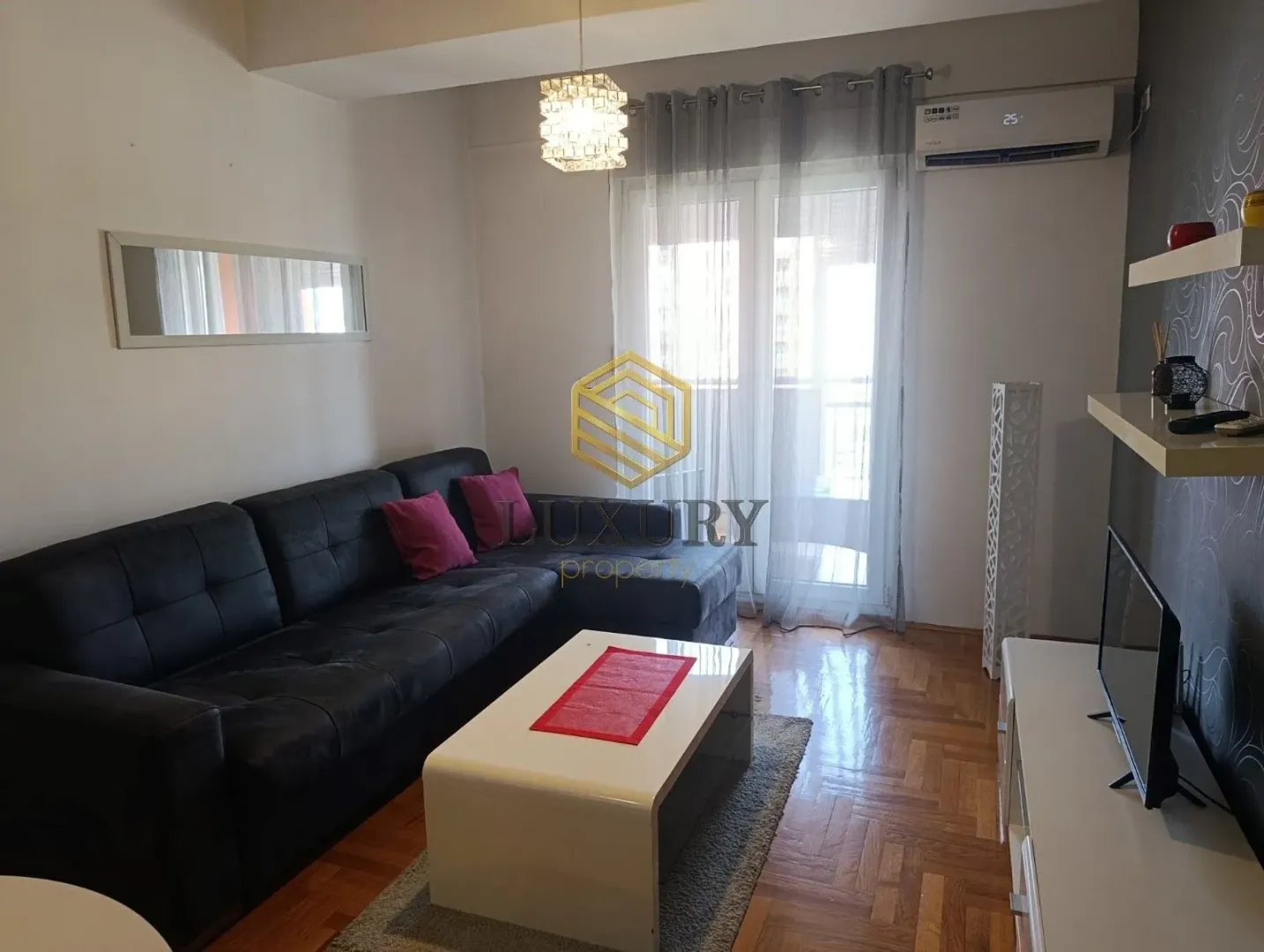 Rent, studio apartment, 36m², City Kvart, Podgorica