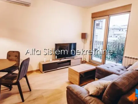Izdavanje, trosoban stan, 68m², Crveni Krst, Beograd - image 3