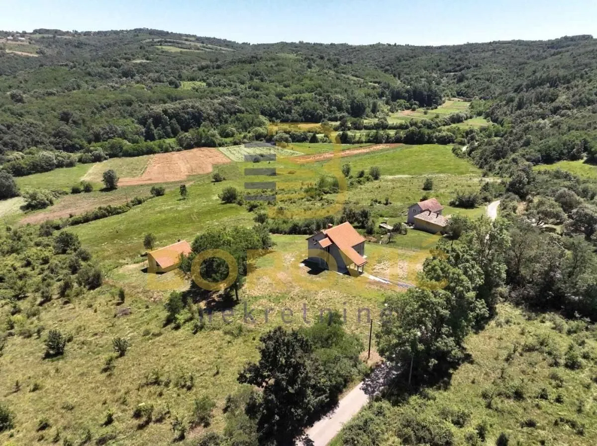 Prodaja, kuća, 204m², Voždovac Sve Podlokacije, Beograd