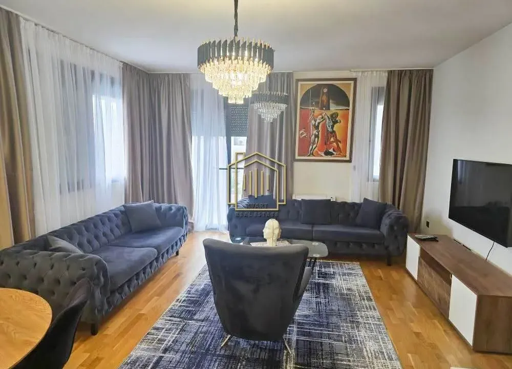 Izdavanje, trosoban stan, 130m², Dalmatinska ulica, Podgorica