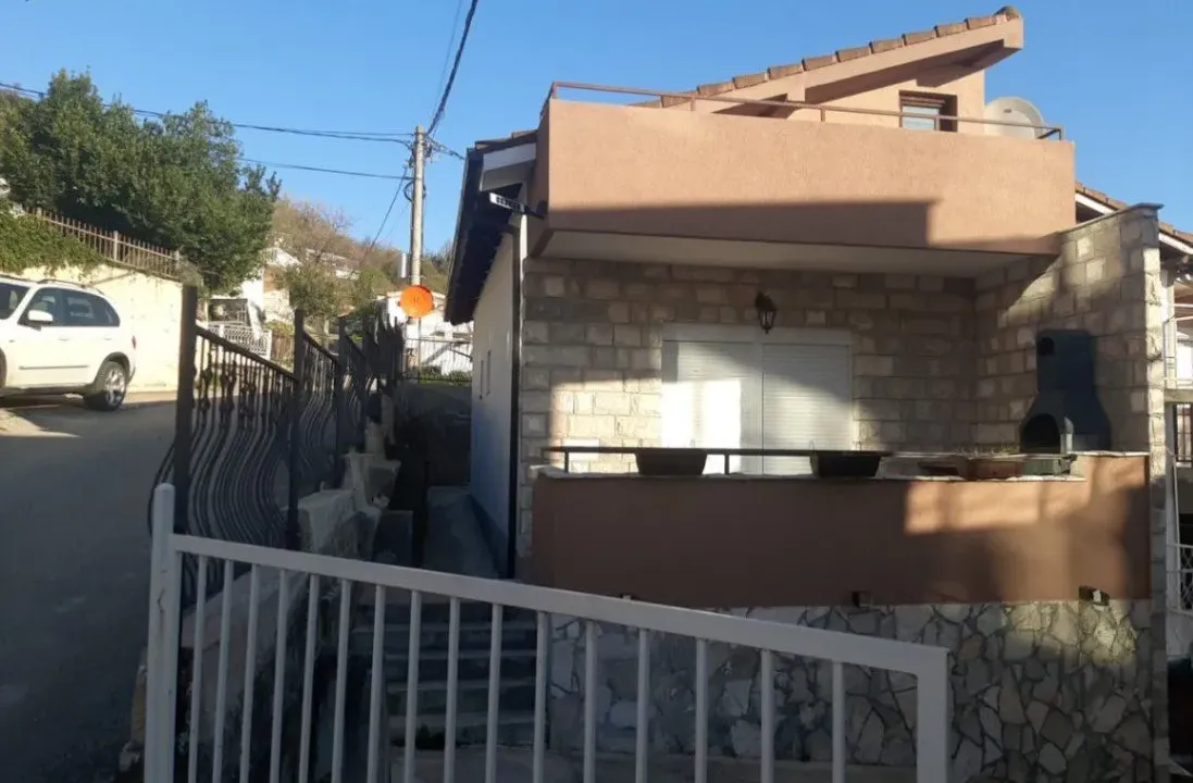 Prodaja, kuća, 80m², Sutomore, Bar