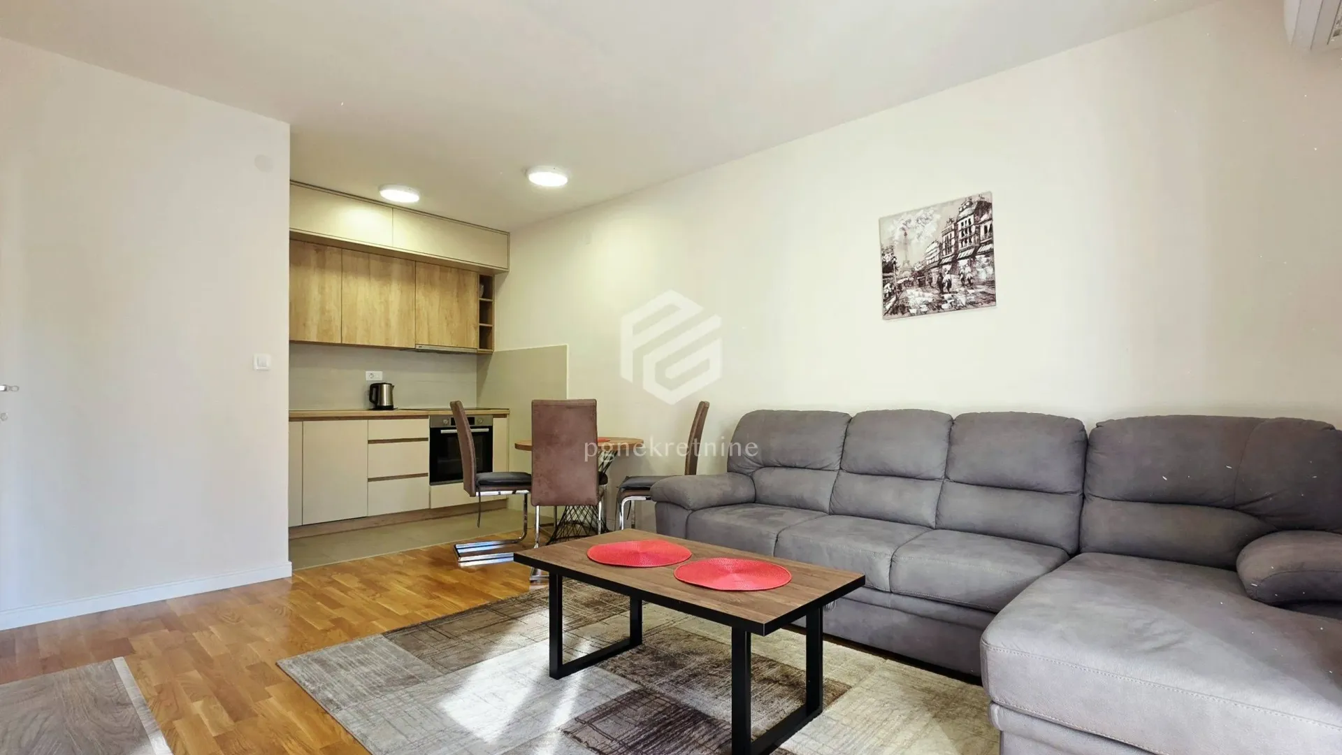 Prodaja, jednosoban stan, 41m², Pobrežje, Podgorica