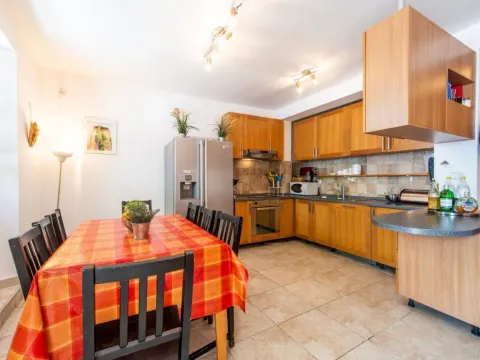 Prodaja, kuća, 168m², Prčanj, Kotor - image 27