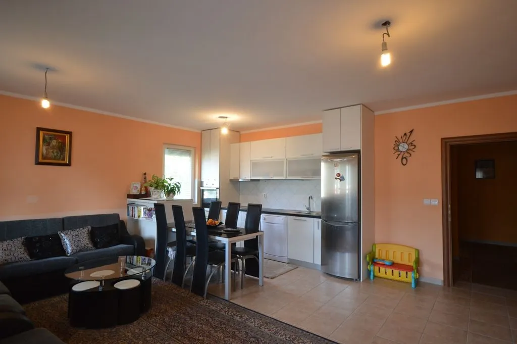 Prodaja, dvosoban stan, 76m², Topla, Herceg Novi