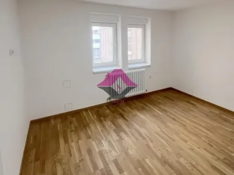 Sale, three bedroom apartment, 89m², Sremska Kamenica, Petrovaradin - image 2