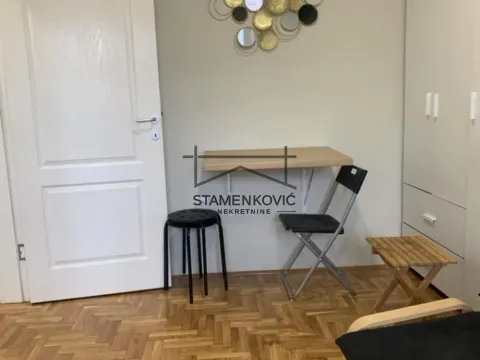 Prodaja, stan, 26m², Bulevar patrijarha Pavla, Novi Sad Sve Podlokacije - image 2