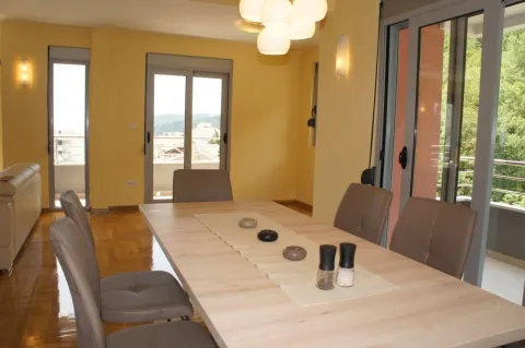 Prodaja, trosoban stan, 100m², Bečići, Budva - image 15