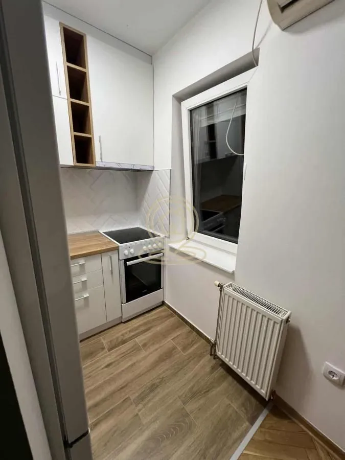 Izdavanje, jednosoban stan, 28m², Stari grad, Novi Sad