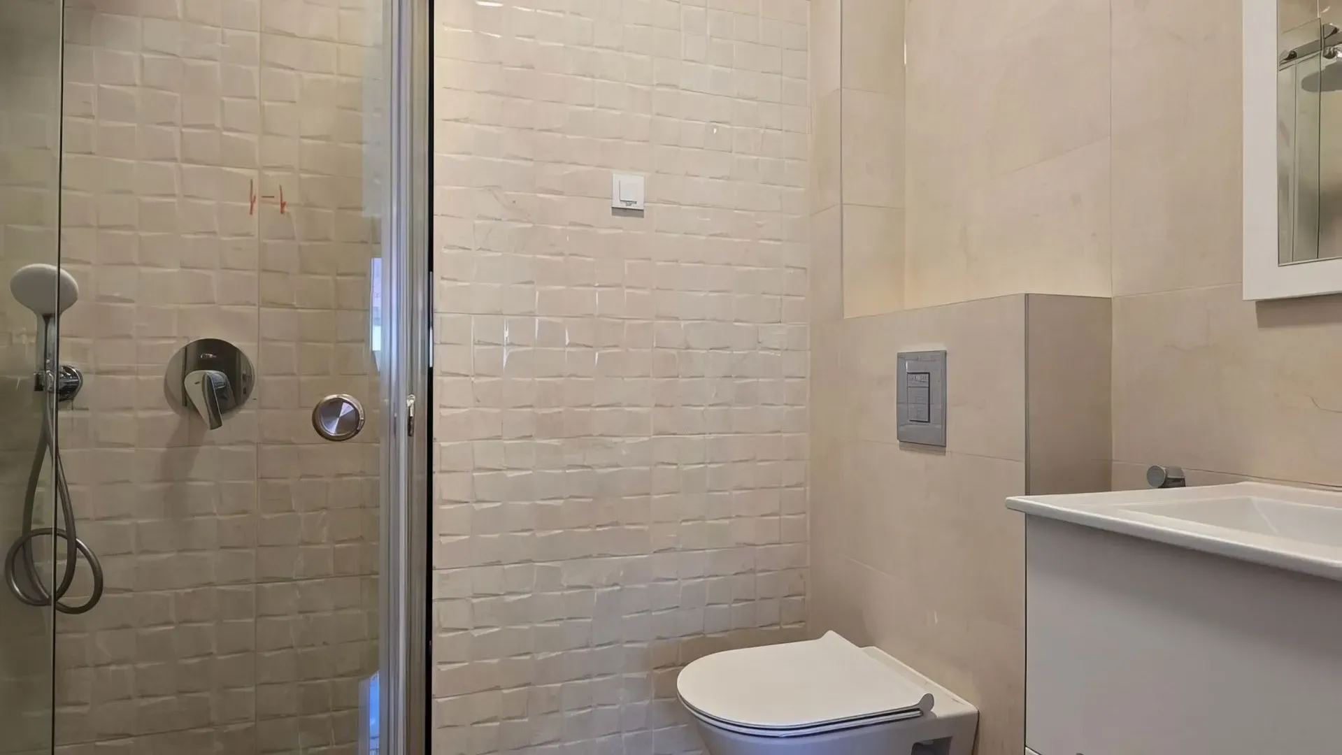 Prodaja, jednosoban stan, 42m², Ilino, Bar