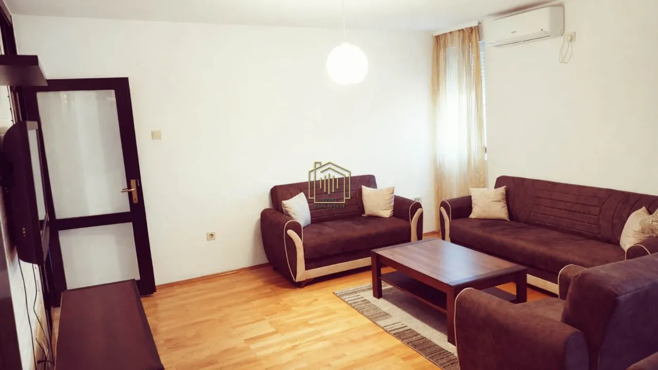 Rent, one bedroom apartment, 59m², Blok 5, Podgorica