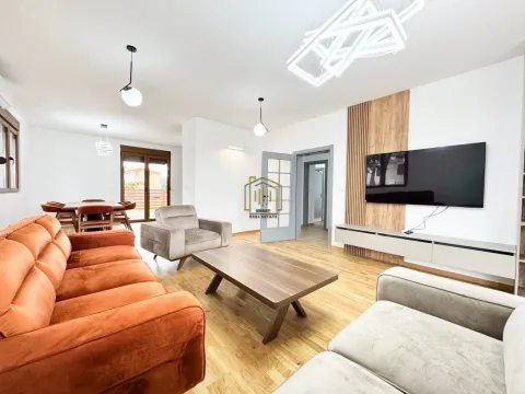 Rent, house, 140m², Gornja Gorica, Podgorica - image 2