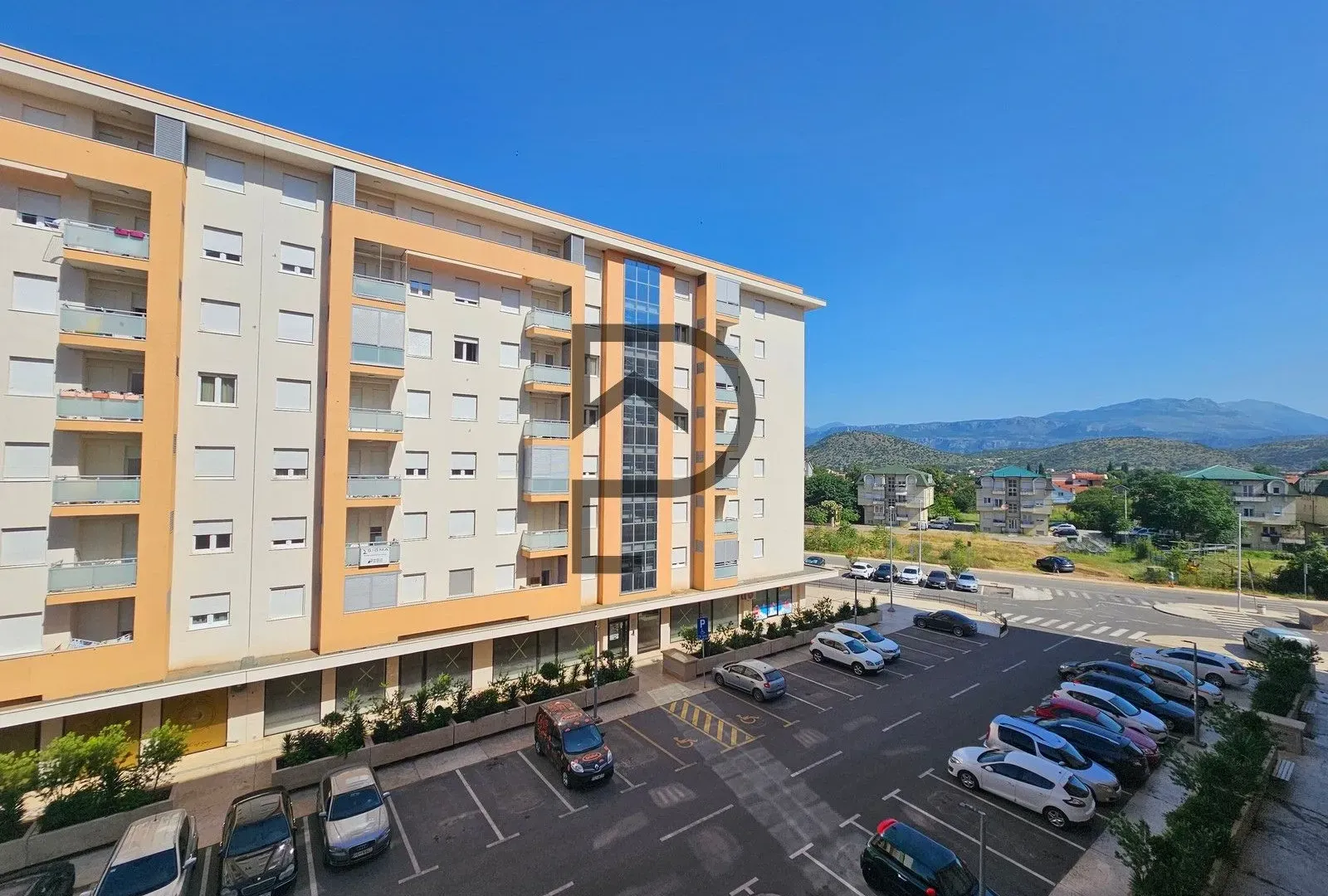 Rent, one bedroom apartment, 45m², City Kej, Podgorica
