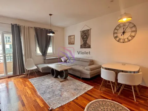 Izdavanje, jednosoban stan, 52m², City Kvart, Podgorica - image 20