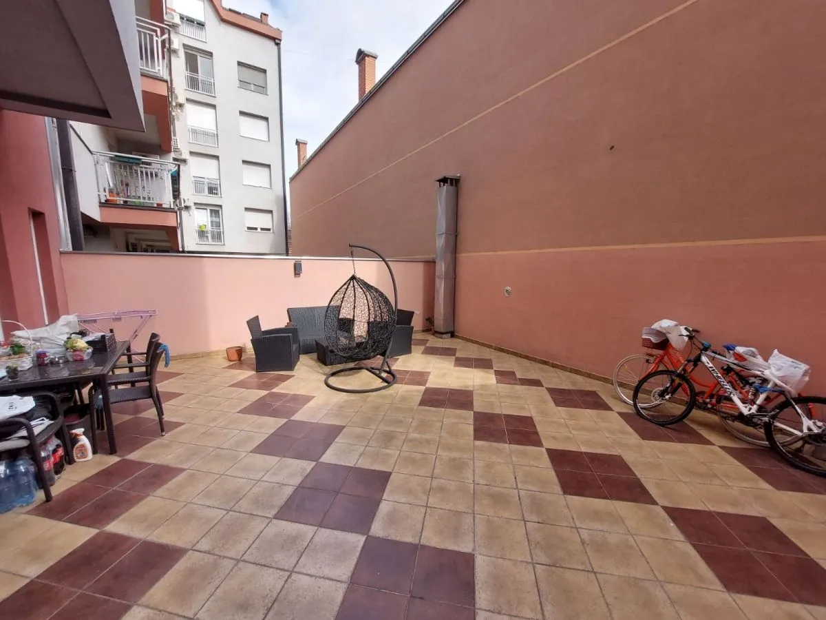 Prodaja, trosoban stan, 91m², Socijalno, Novi Sad Sve Podlokacije