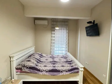 Izdavanje, trosoban stan, 95m², Preko Morače, Podgorica - image 11