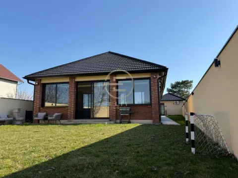 Sale, house, 165m², Petrovaradin, Novi Sad - image 54