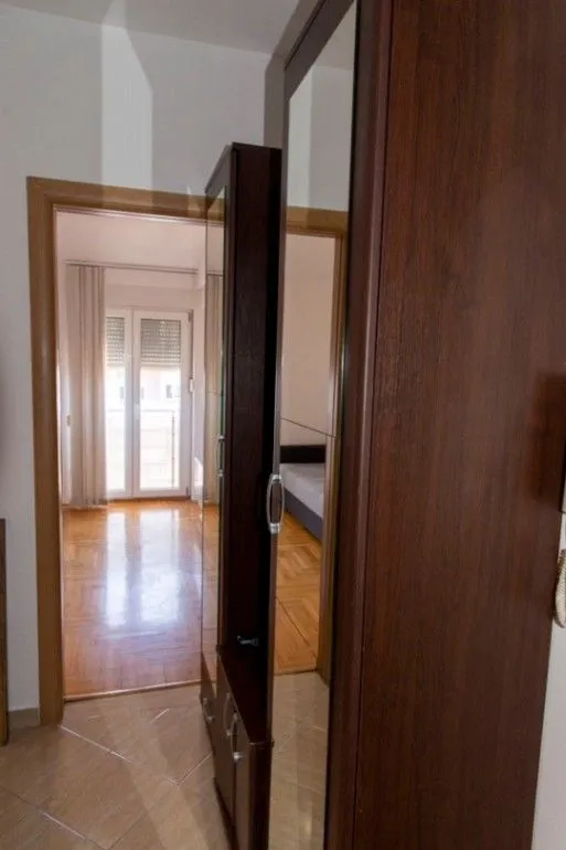 Rent, one bedroom apartment, 45m², Ljubović, Podgorica